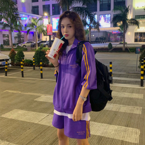 보라색