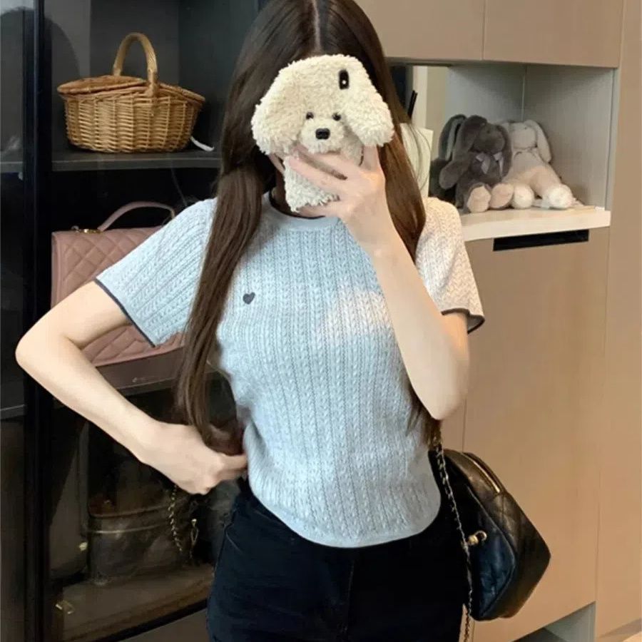 하늘색